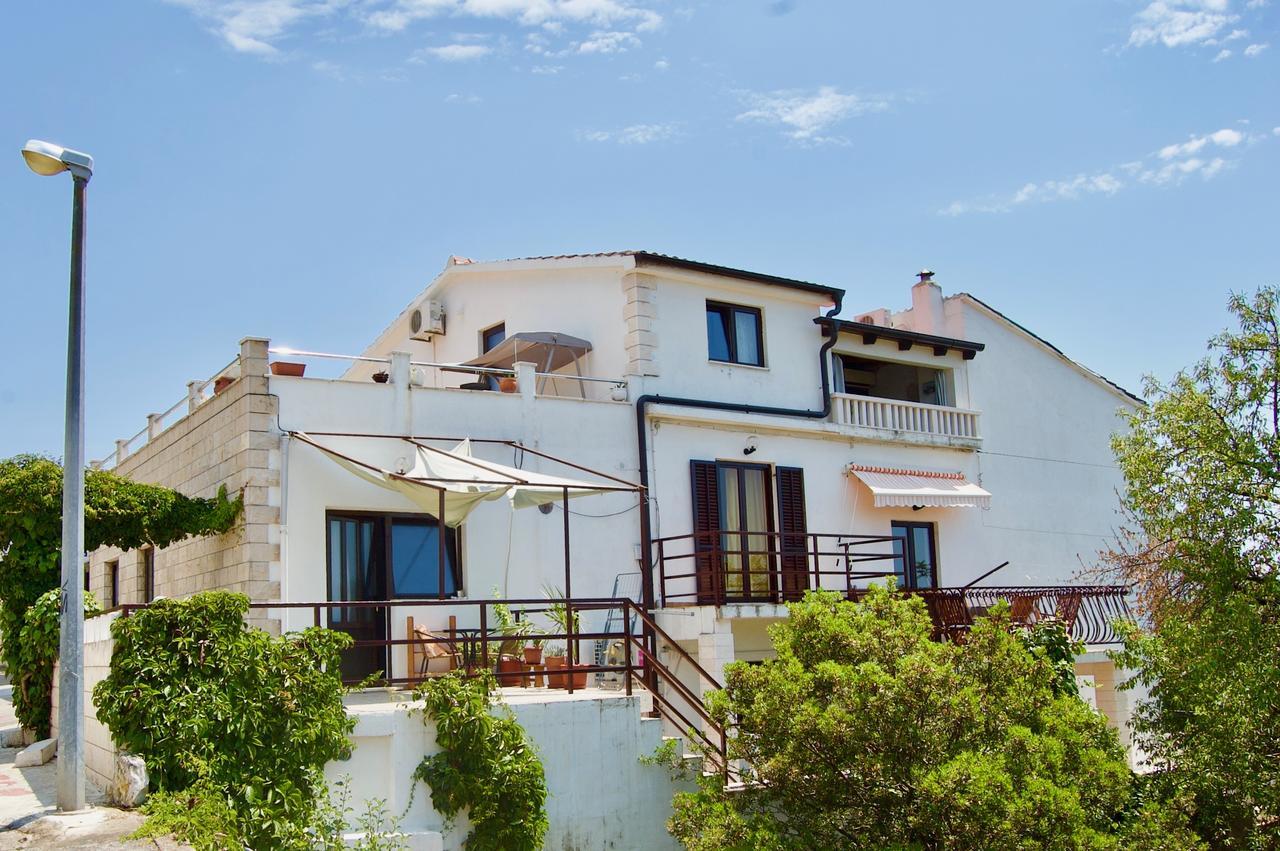 Apartments Petricevic Đảo Đảo Hvar Ngoại thất bức ảnh