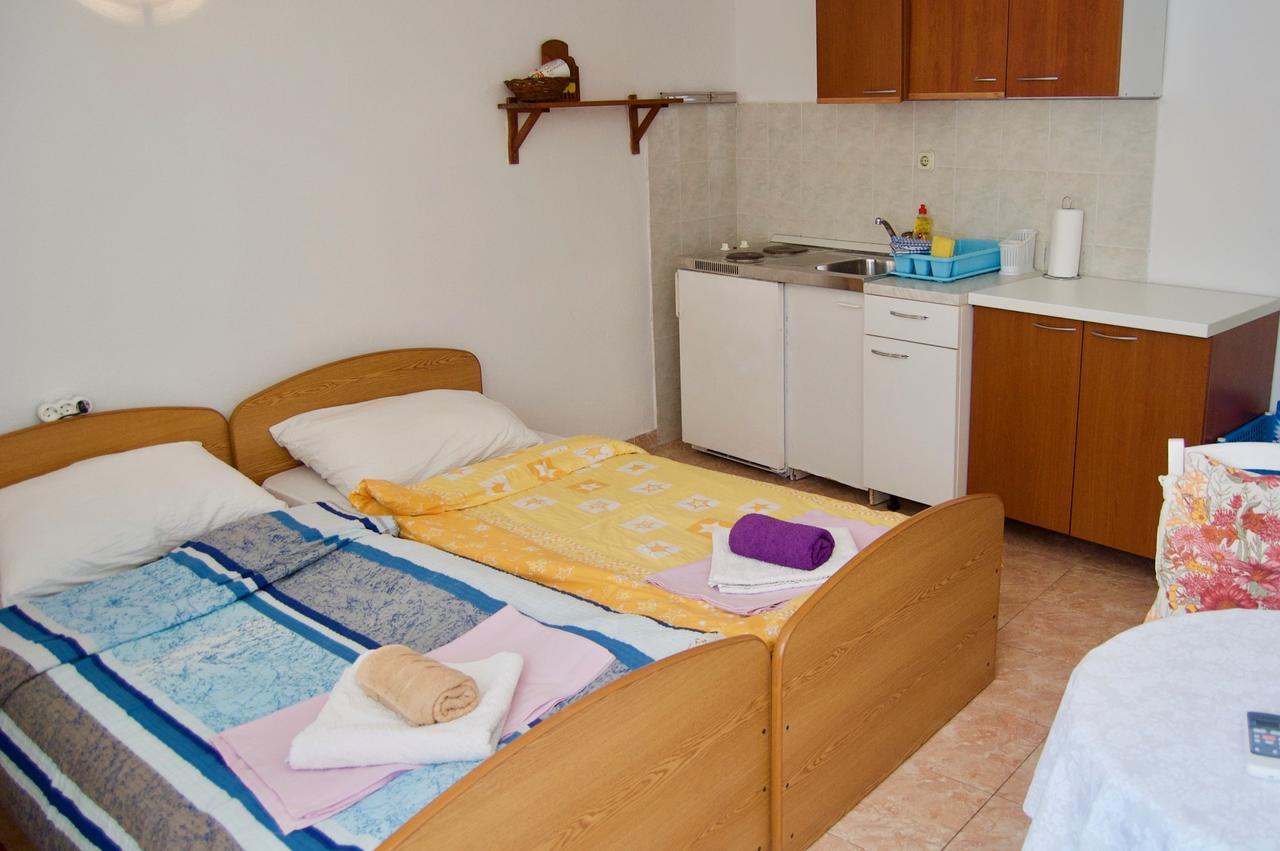 Apartments Petricevic Đảo Đảo Hvar Ngoại thất bức ảnh