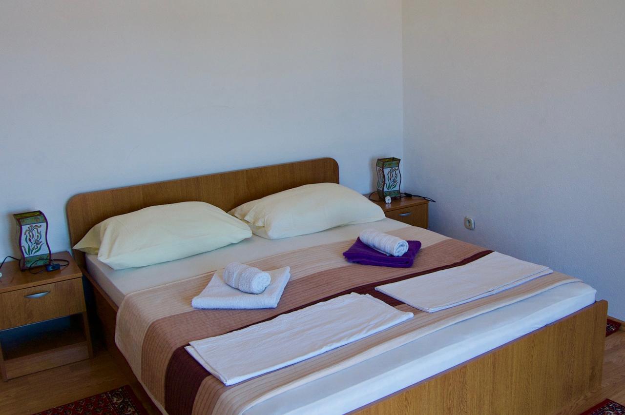 Apartments Petricevic Đảo Đảo Hvar Ngoại thất bức ảnh